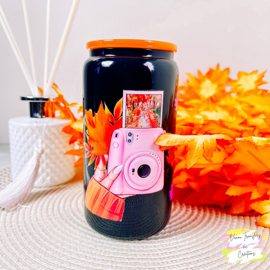 Autumn girl 16 oz cup